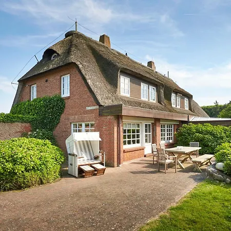 Duenenhaus بيت للعطل *